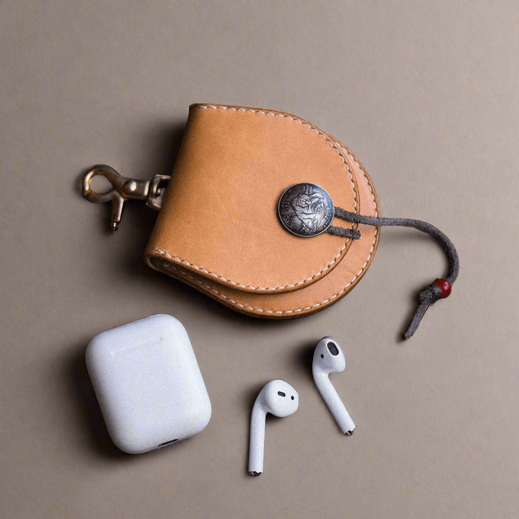 leahter_cover_for_earbuds_case_brown