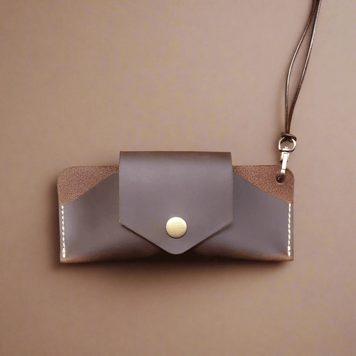 Leather_glasses_case_chocolate_with_lanyard