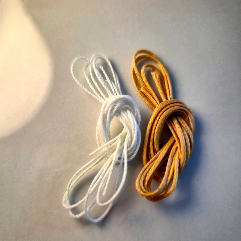 leather-crafting-thread-white-brown